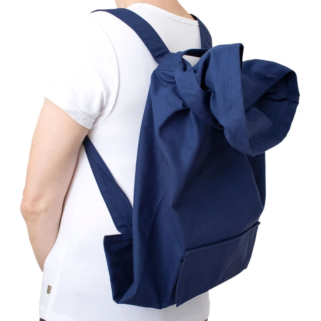 Bio Stoff-Rucksack in Blau von Cotonea Größe 65x38 cm