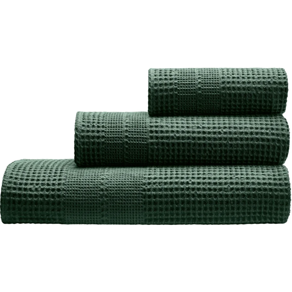 Bio Waffelpiqué Handtuch in Smaragd Grün von Cotonea Größe 50x100 cm
