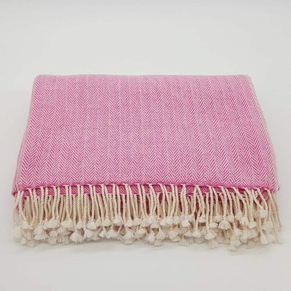 Decke mit Fischgrät-Muster in Pink+Weiß Muster Fischgrät von Frida Feeling Größe 140x200 cm