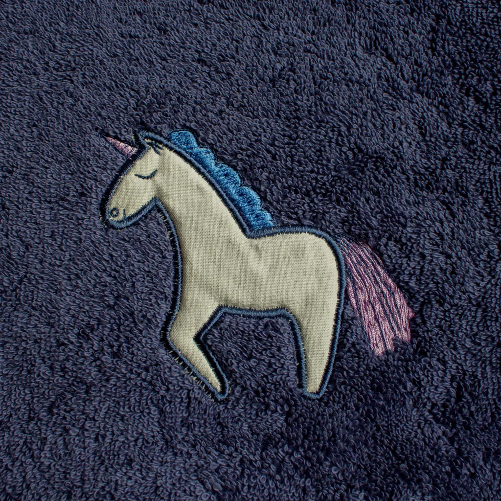Frottier Handtuch Einhorn in Dunkelblau Blau Muster Einhorn von KATHA covers Größe 50x100 cm