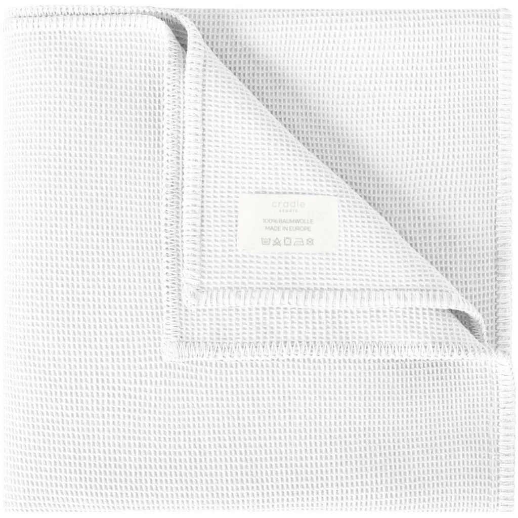 Waffelpiqué Decke in Weiß von Cradle Studio Größe 150x210 cm